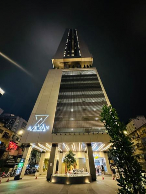 Residence Axon Bukit Bintang by TaheeenS